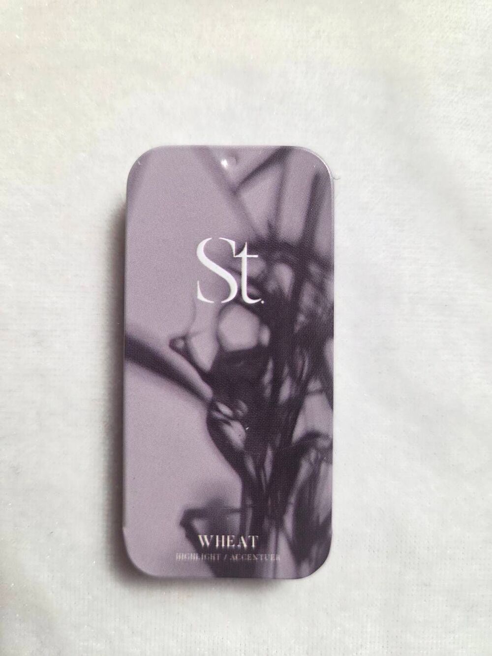 Seint Wheat Highlight Tin 4g New w/Out Box